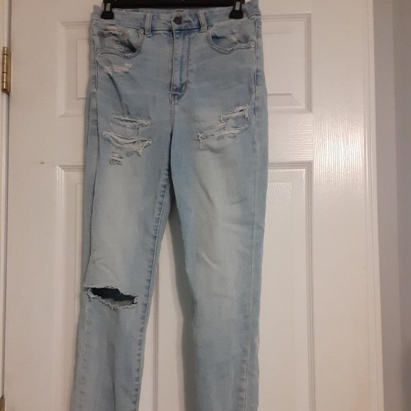 Women's American Eagle Next Level Stretch Light Wash Ripped Skinny Jeans - Picture 2 of 6